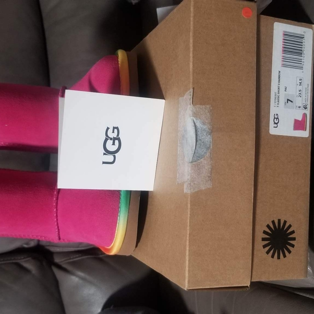 Brand new Sz. 7 Toddler Girl Rainbow Ugg boots